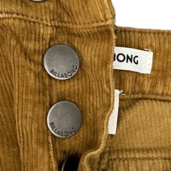 #9 Billabong Women’s Corduroy Shorts Frayed Cut Offs Button Fly Five Pocket - Picture 5 of 5